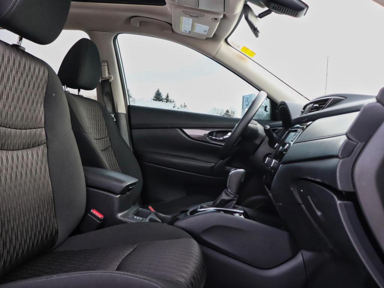 2020 Nissan Rogue AWD SV  - Heated Seats Photo