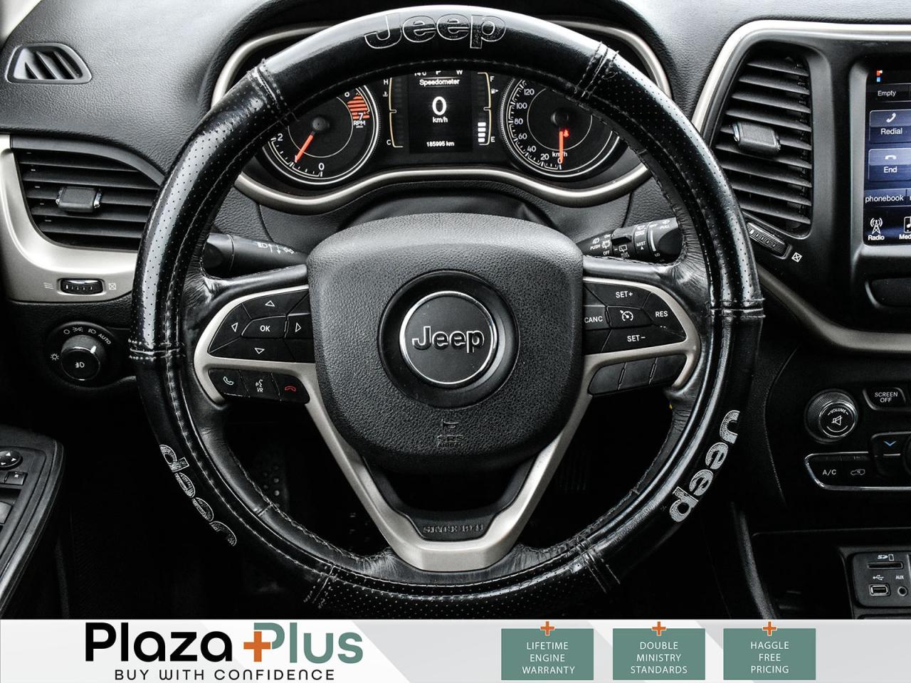 2016 Jeep Cherokee North Summer AND Winter tires included / Clean Car Photo