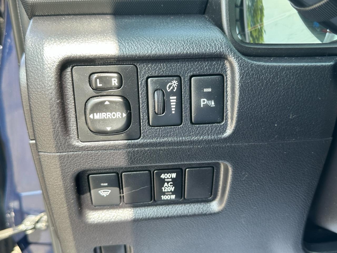 2018 Toyota 4Runner LIMITED ~ 7 PASS ~ NAV ~ LEATHER ~ SUNROOF Photo