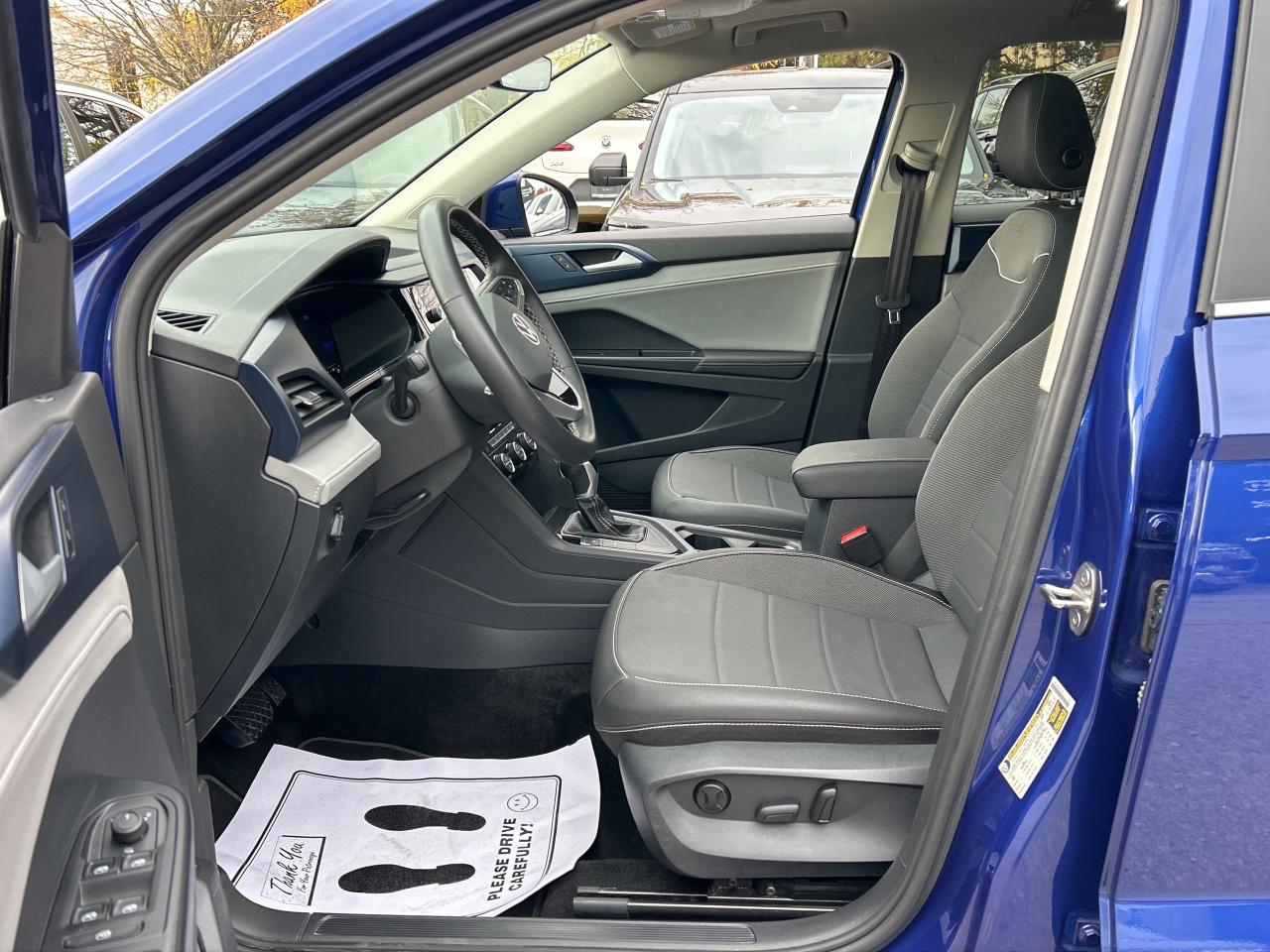 2024 Volkswagen Taos PANO ROOF,CARPLAY,ANROID AUTO,HEATED SEATS & STEER Photo