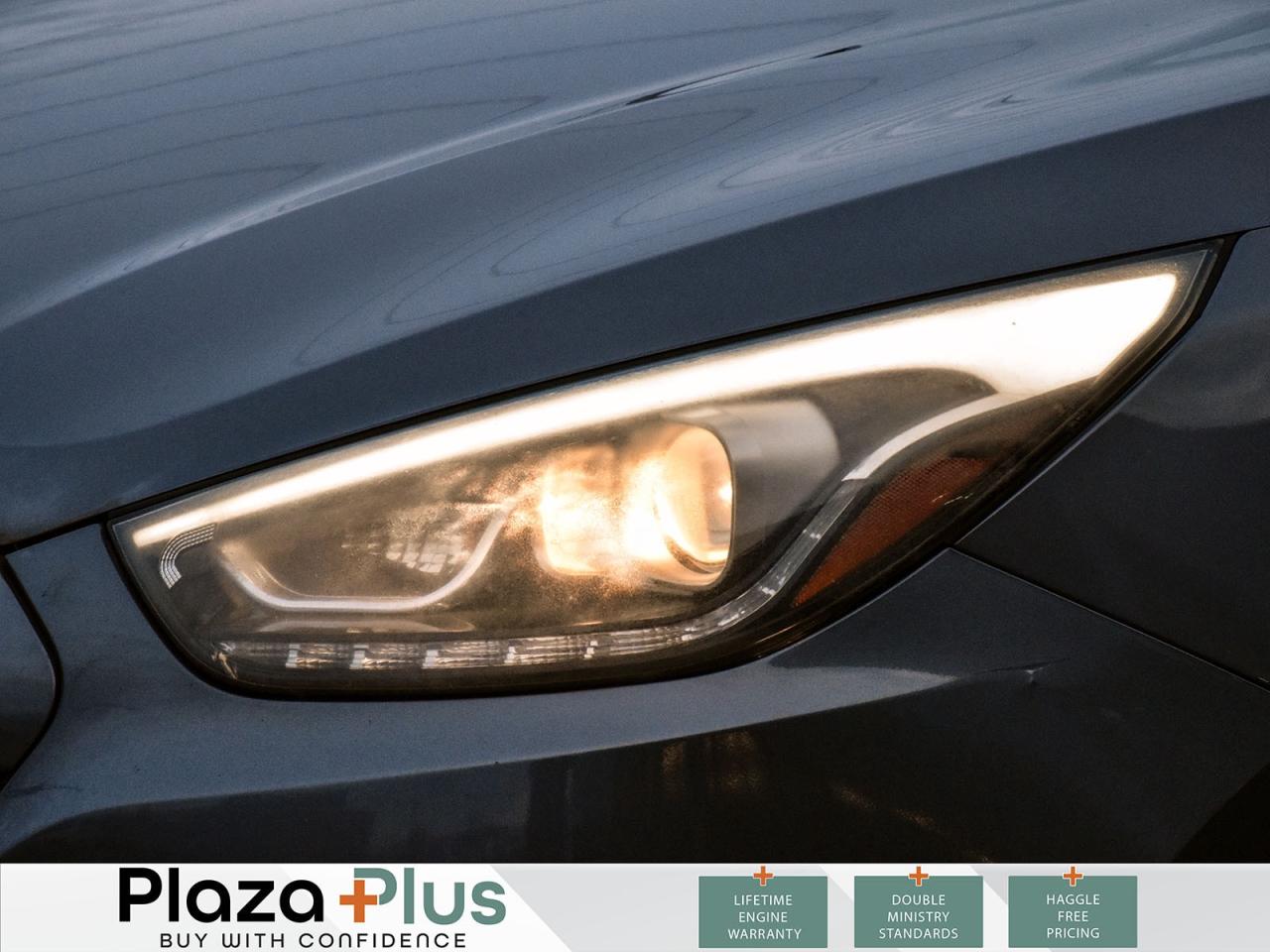 2014 Hyundai Tucson GL Clean CarFax Repot / Photo