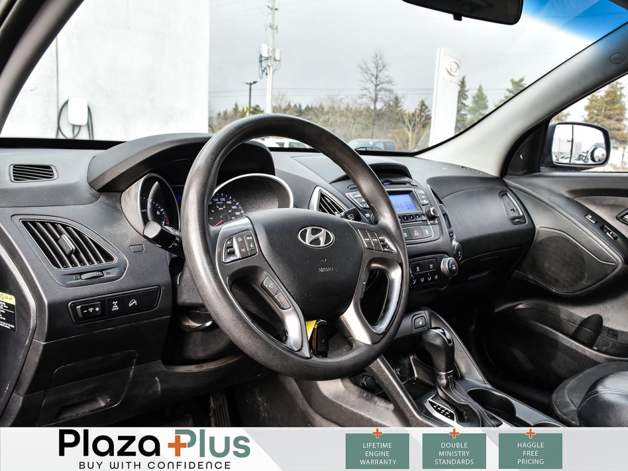 2014 Hyundai Tucson GL Clean CarFax Repot / Photo