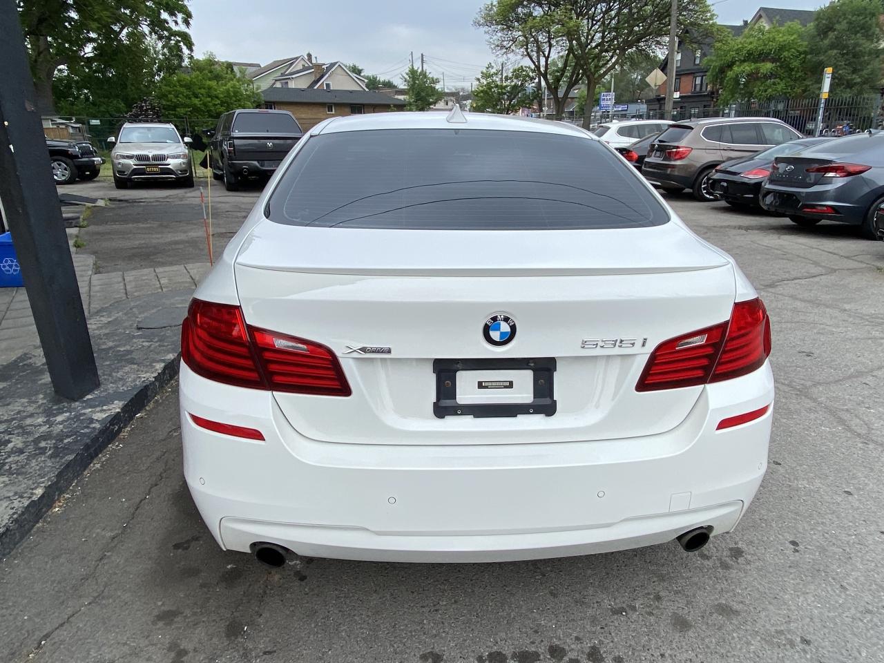2014 BMW 5 Series 4dr Sdn 535i xDrive AWD Photo