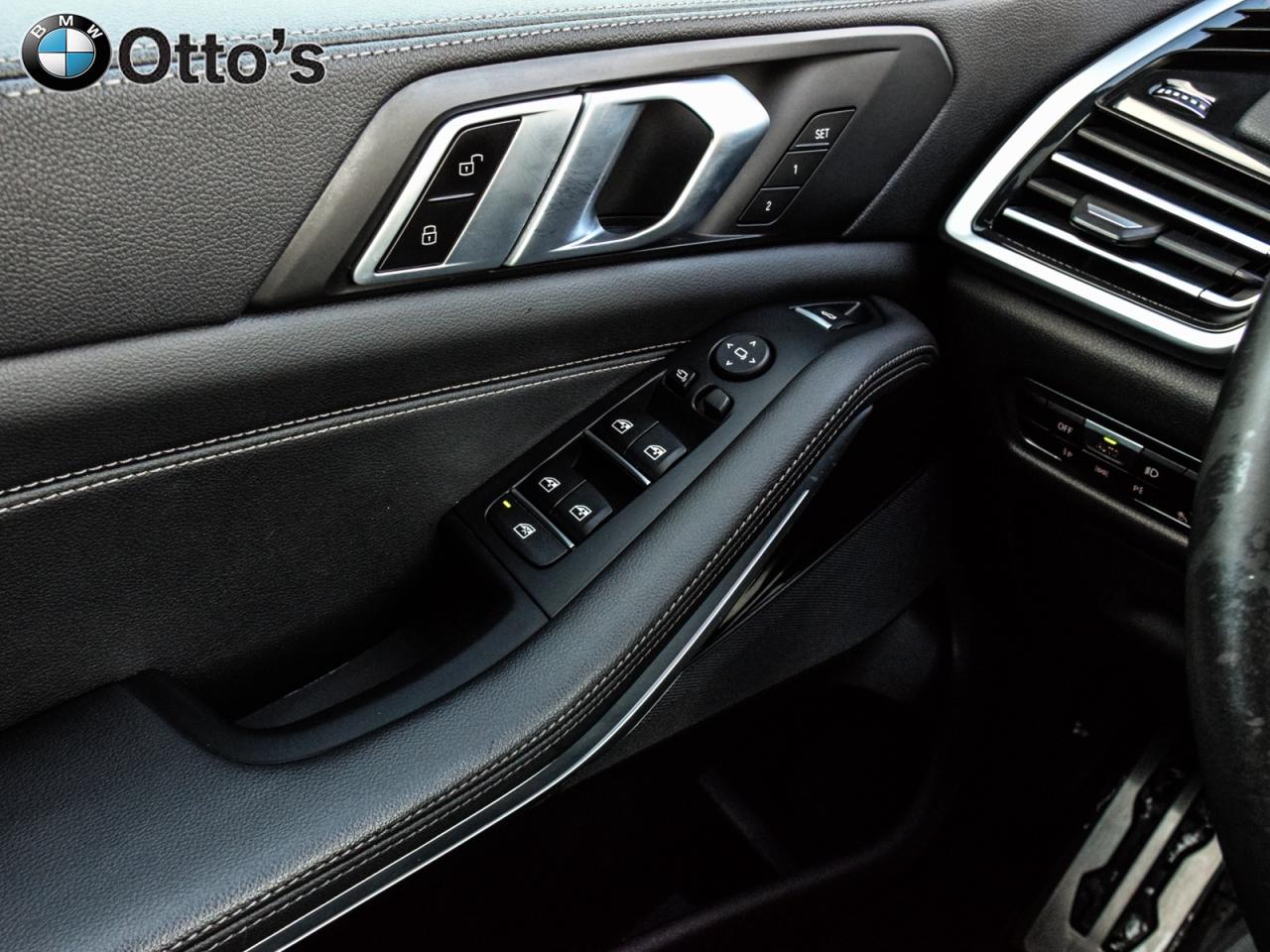 2022 BMW X5 xDrive40i Premium Essential Package M Sport Packag Photo