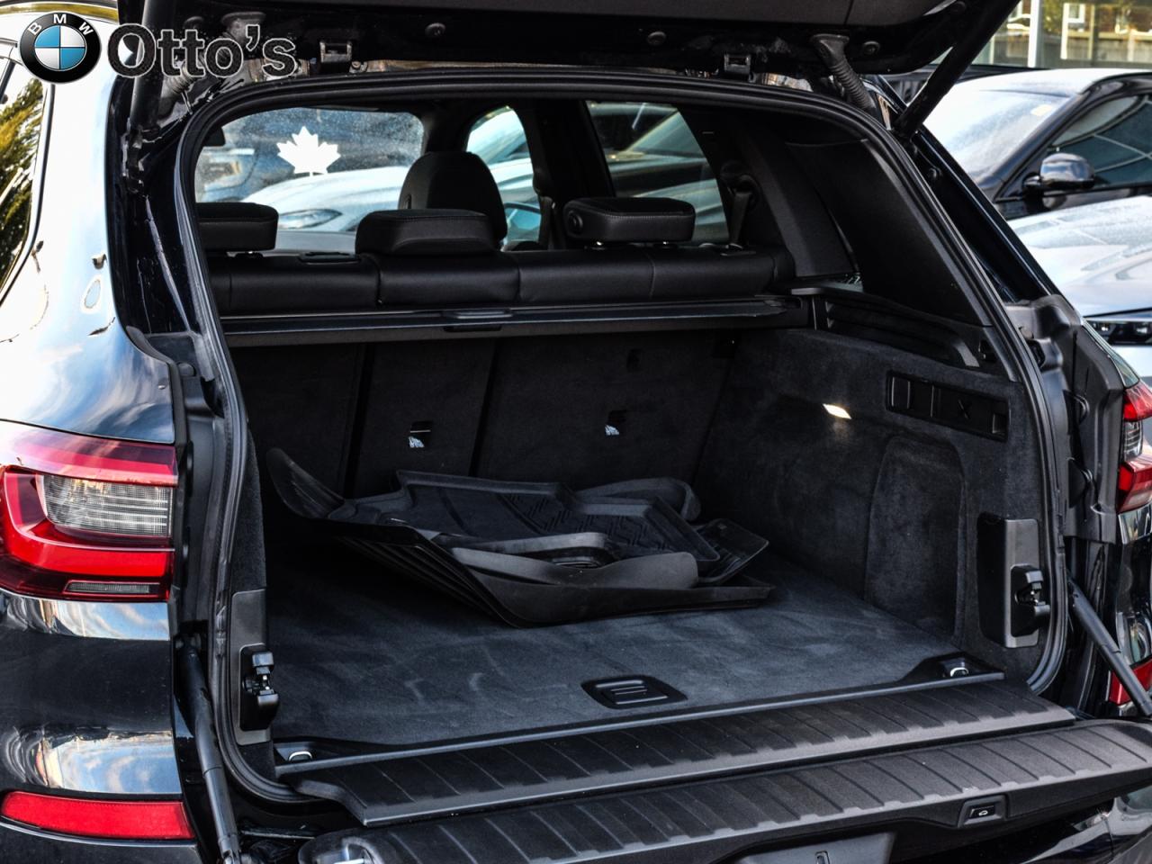 2022 BMW X5 xDrive40i Premium Essential Package M Sport Packag Photo