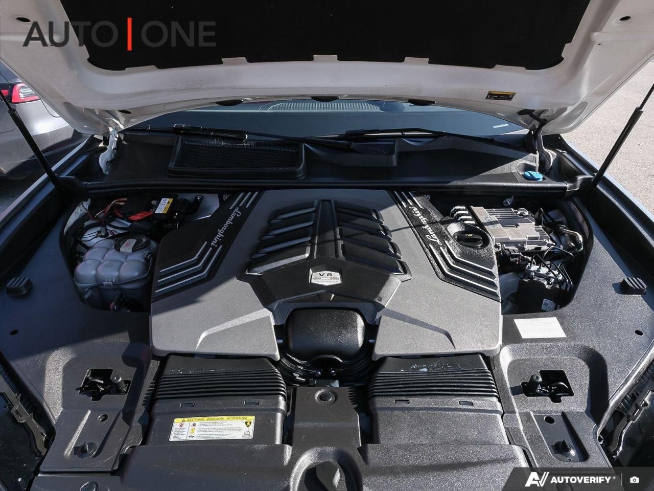 2019 Lamborghini Urus TWIN TURBO V8   650 HP   PROFESSIONALLY WRAPPED Photo