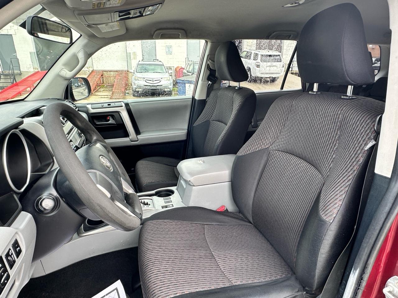 2011 Toyota 4Runner 4WD ~ V6 ~ SR5 ~ LOW KM Photo