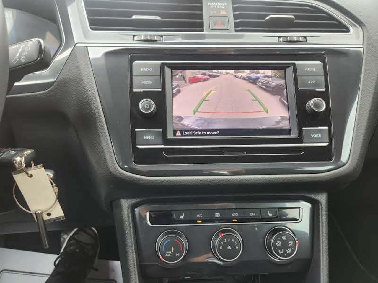 2024 Volkswagen Tiguan AWD,CARPLAY, BLIND SPOT, ANDROID AUTO, Photo