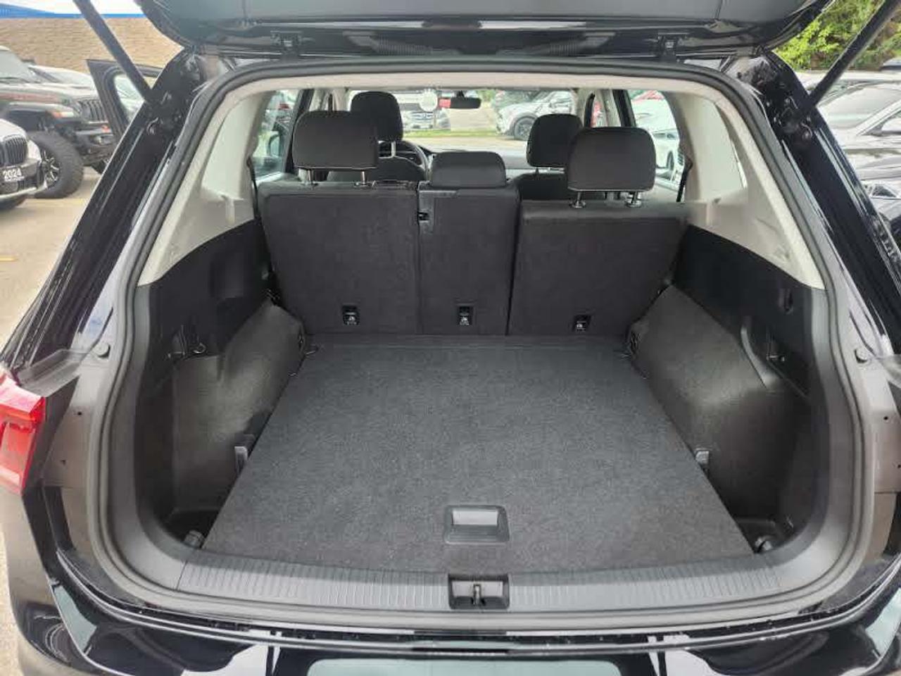 2024 Volkswagen Tiguan AWD,CARPLAY, BLIND SPOT, ANDROID AUTO, Photo