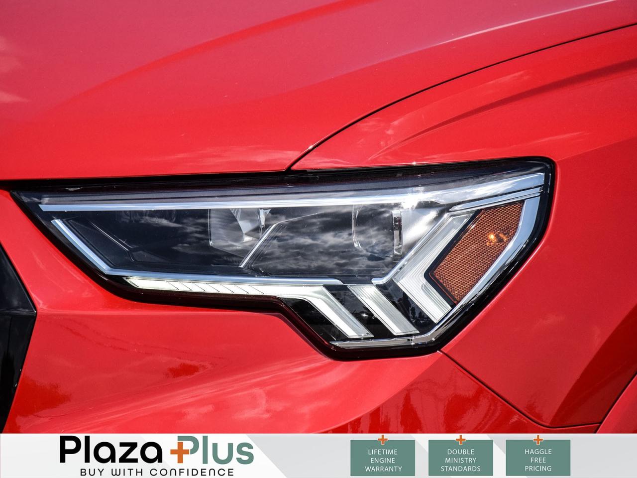 2025 Audi Q3 BASE Leather     Black Optic   Vorsprung pkg / Photo