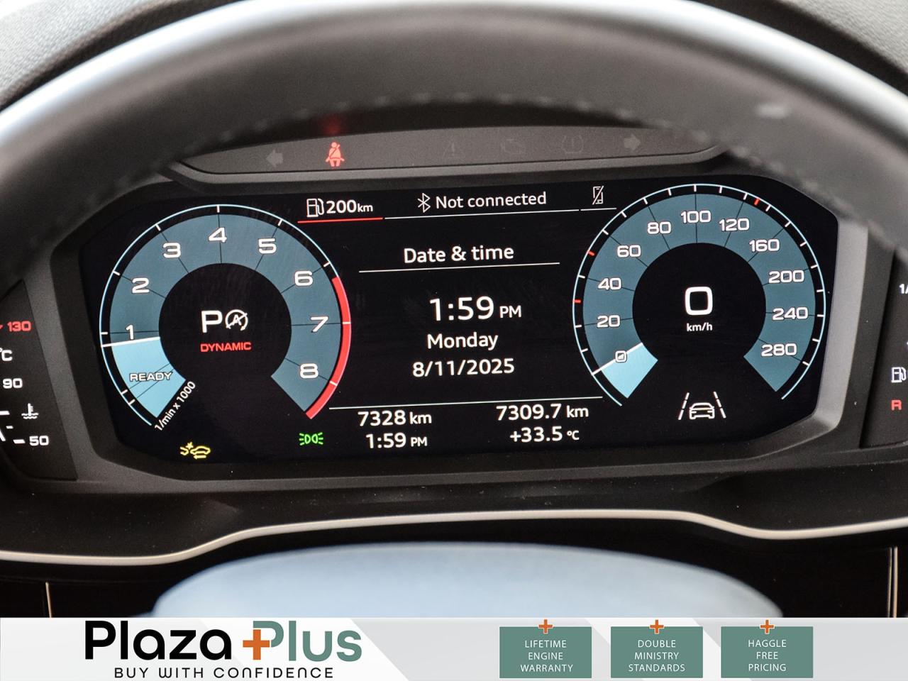 2025 Audi Q3 BASE Leather     Black Optic   Vorsprung pkg / Photo