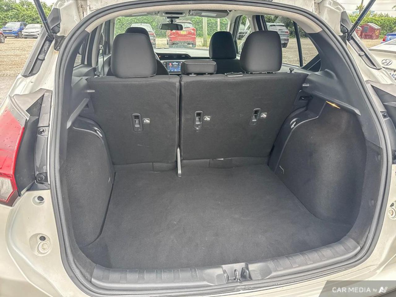 2022 Nissan Kicks SV BACKUP CAM   BLUETOOTH   HTD SEATS   KEYLESS EN Photo