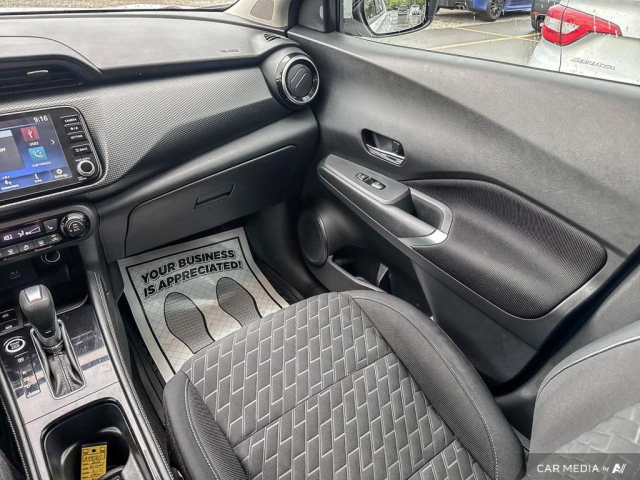 2022 Nissan Kicks SV BACKUP CAM   BLUETOOTH   HTD SEATS   KEYLESS EN Photo