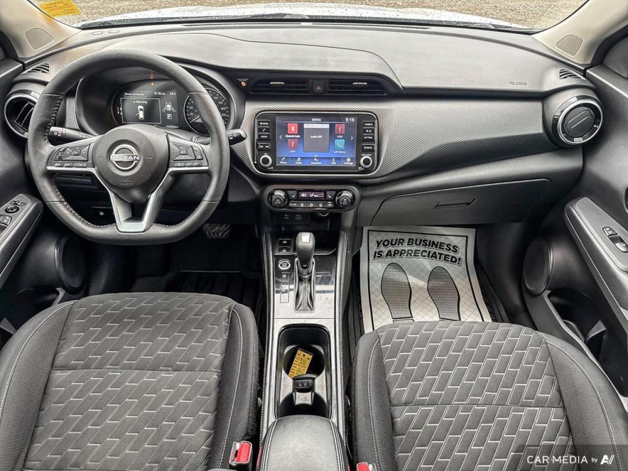 2022 Nissan Kicks SV BACKUP CAM   BLUETOOTH   HTD SEATS   KEYLESS EN Photo