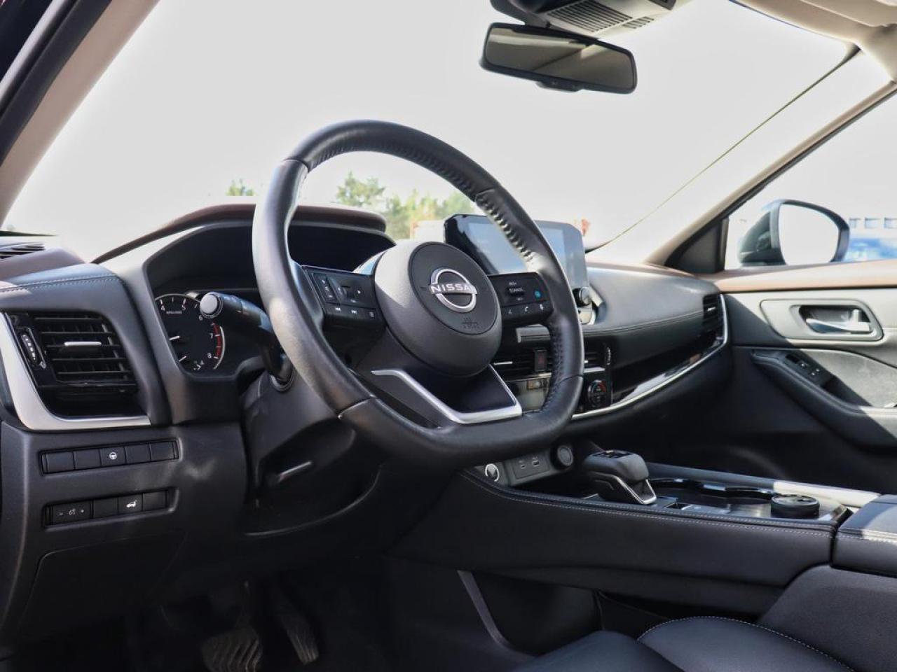 2023 Nissan Rogue SL  - Moonroof -  Leather Seats Photo