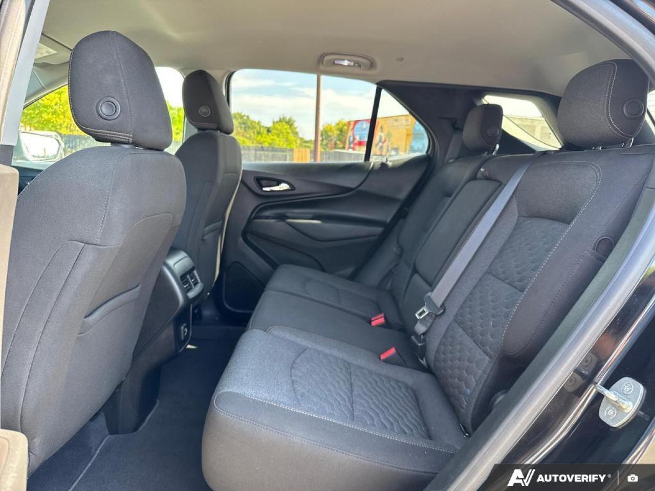 2020 Chevrolet Equinox LT BACKUP CAM   BLUETOOTH   HTD SEATS   KEYLESS EN Photo