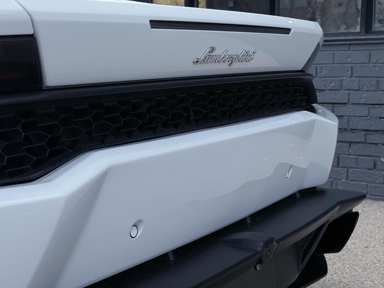 2018 Lamborghini Huracan Spyder LP610-4 HURACAN SPYDER Photo