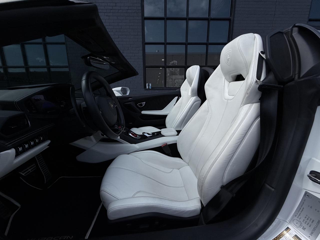 2018 Lamborghini Huracan Spyder LP610-4 HURACAN SPYDER Photo