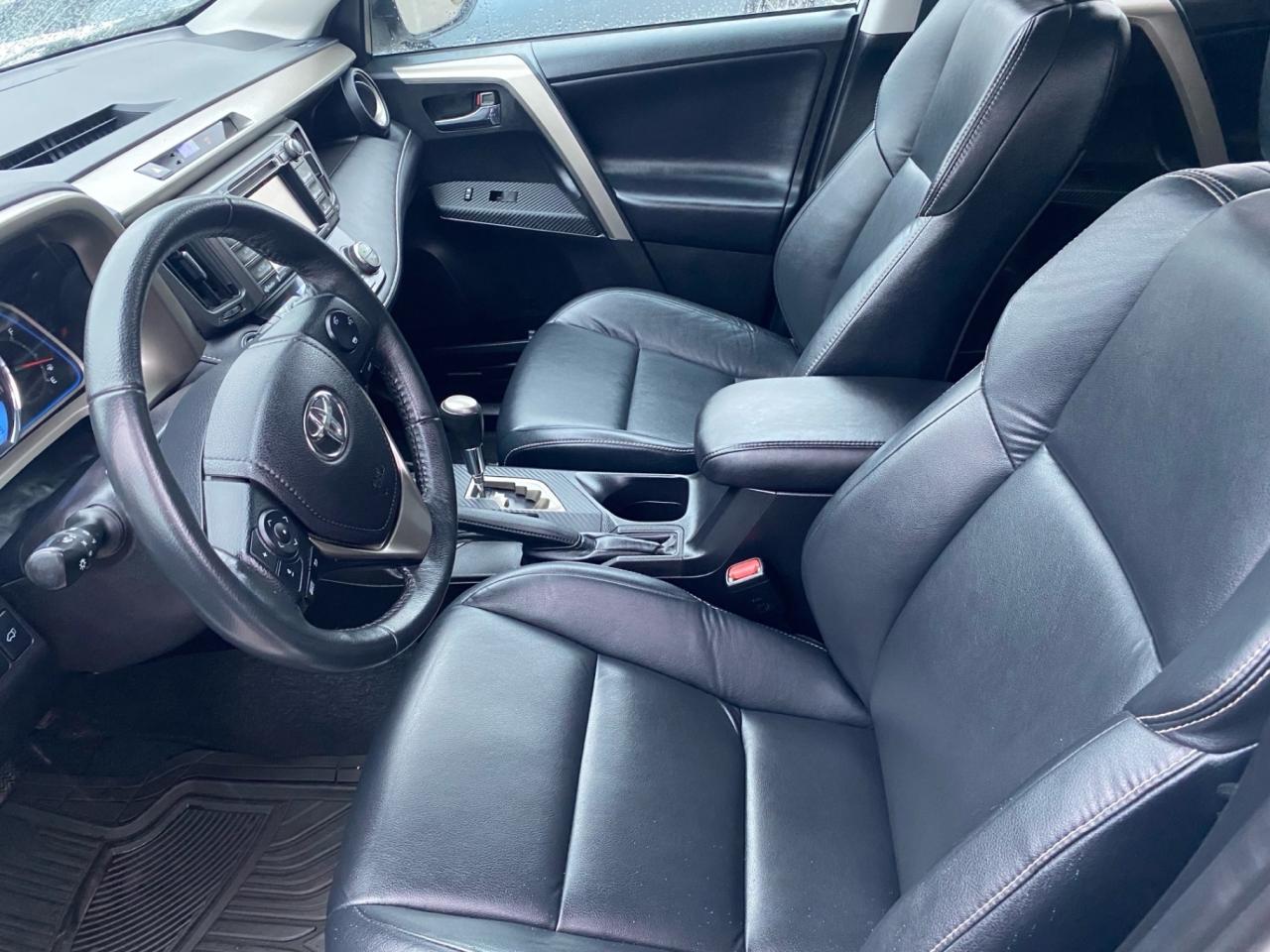 2015 Toyota RAV4 AWD 4dr Limited Photo