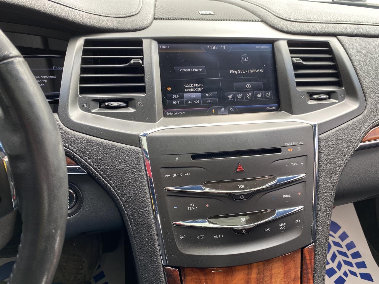 2013 Lincoln MKS 4dr Sdn 3.5L AWD EcoBoost Photo