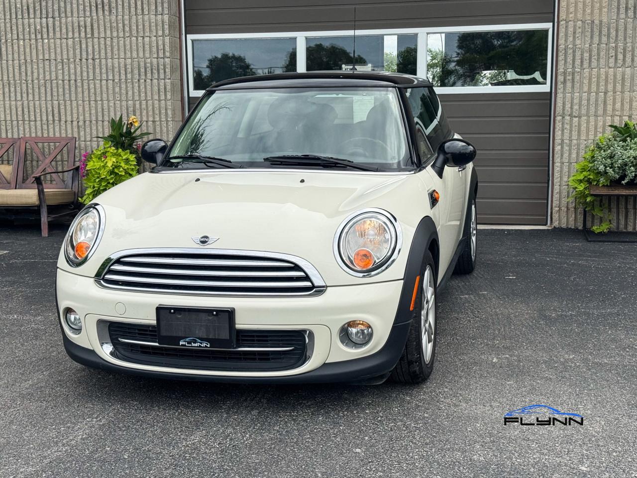 2011 MINI Cooper Base One Owner, Service History Photo