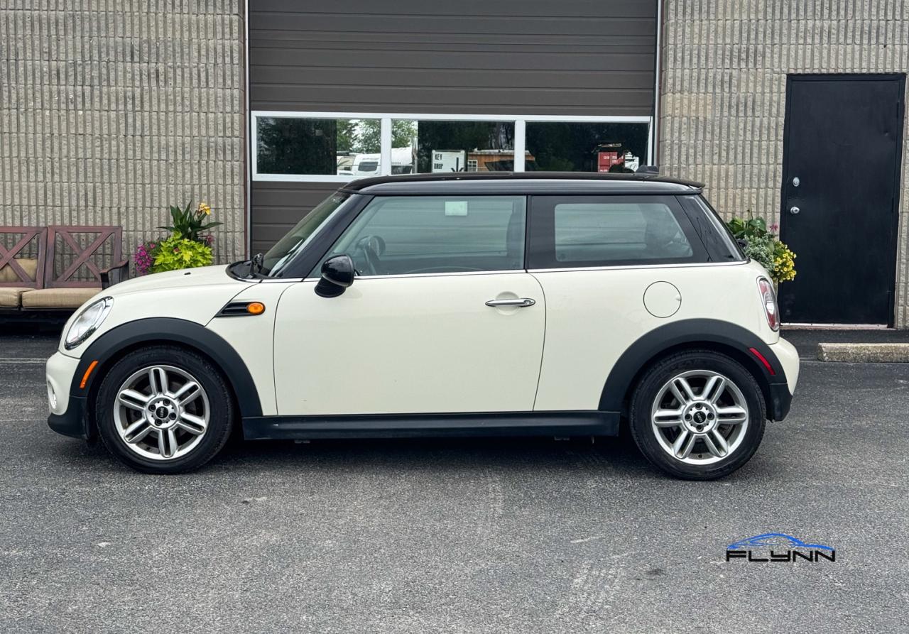 2011 MINI Cooper Base One Owner, Service History Photo