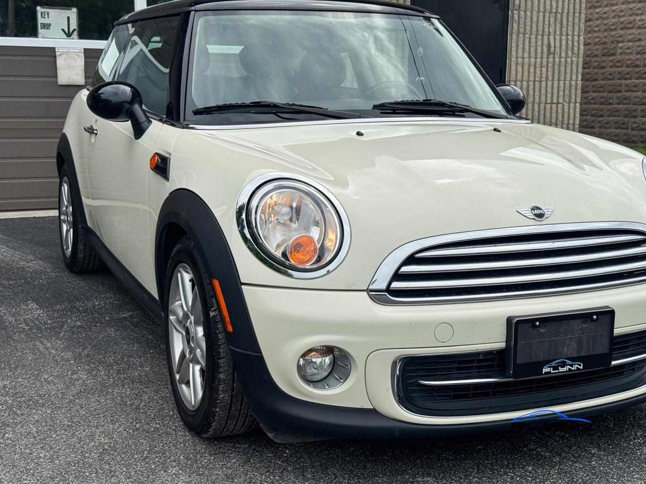 2011 MINI Cooper Base One Owner, Service History Photo