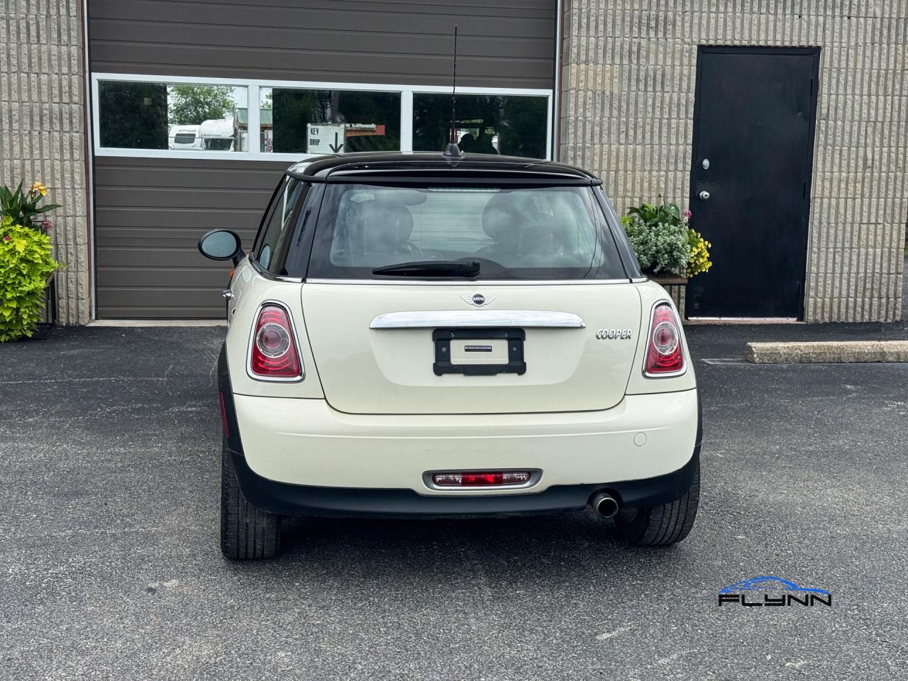 2011 MINI Cooper Base One Owner, Service History Photo