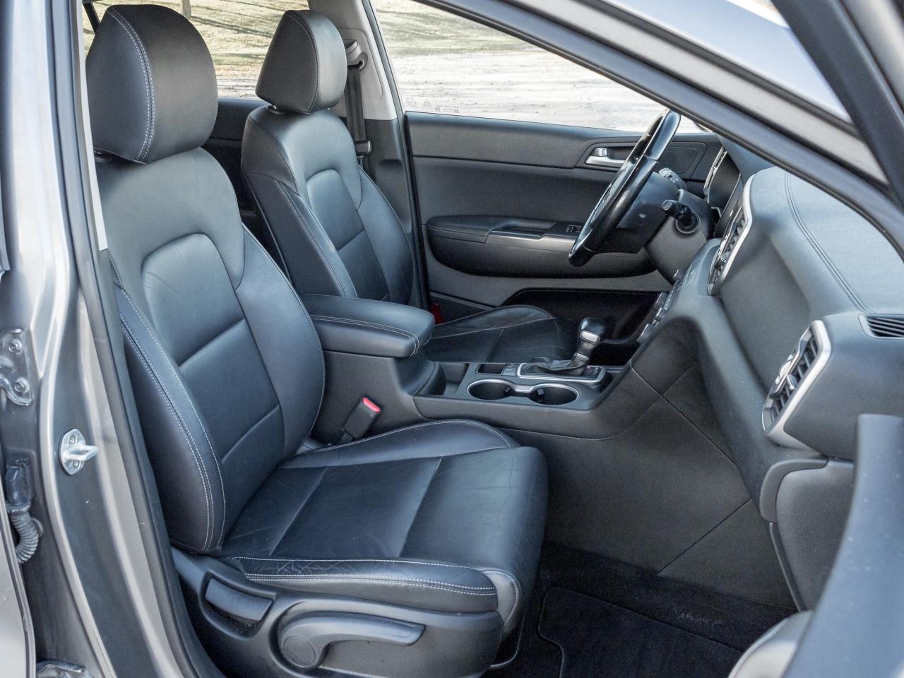 2018 Kia Sportage EX AWD  SAFETY CERTIFIED  ONE OWNER  ACCIDENT FREE Photo