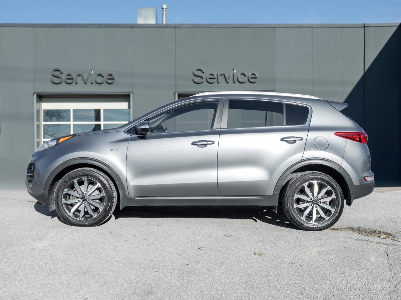 2018 Kia Sportage EX AWD  SAFETY CERTIFIED  ONE OWNER  ACCIDENT FREE Photo2