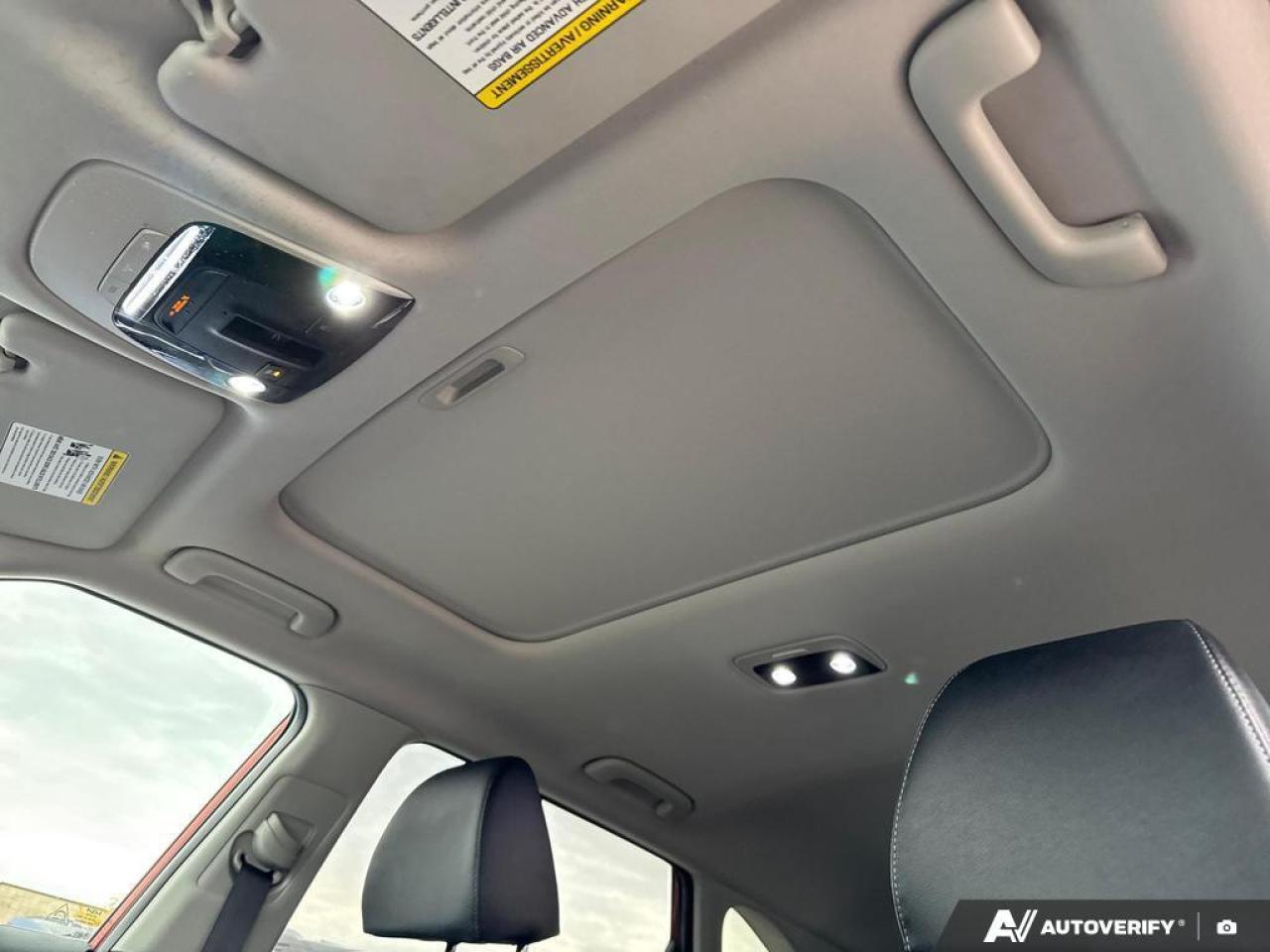 2022 Kia Seltos SX Turbo w/Black Interior BACKUP CAM   BLUETOOTH Photo