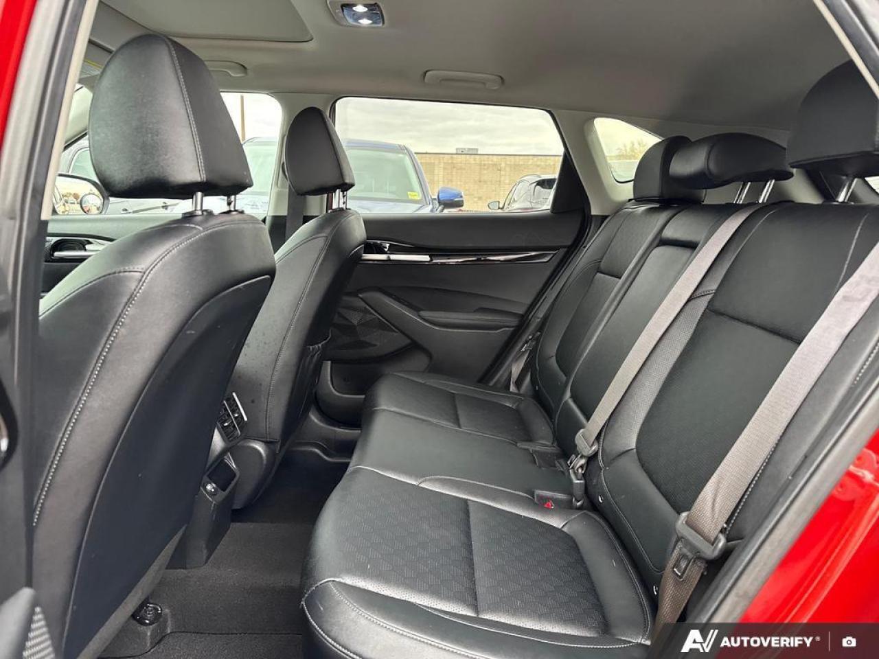 2022 Kia Seltos SX Turbo w/Black Interior BACKUP CAM   BLUETOOTH Photo