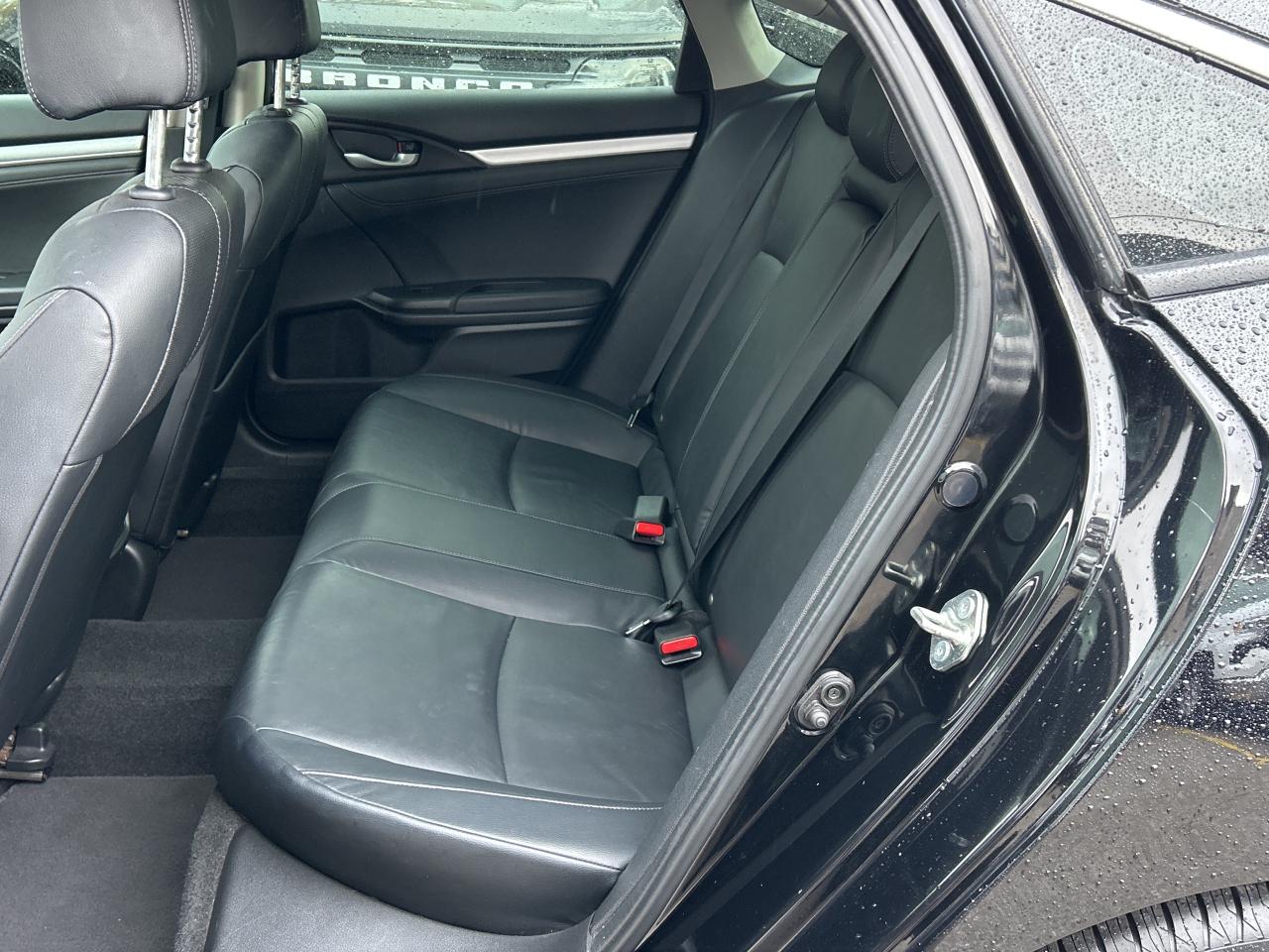 2018 Honda Civic Sedan TOURING,NAVI,SUNROOF, ADAPTIVE CRUISE , CARPLAY Photo