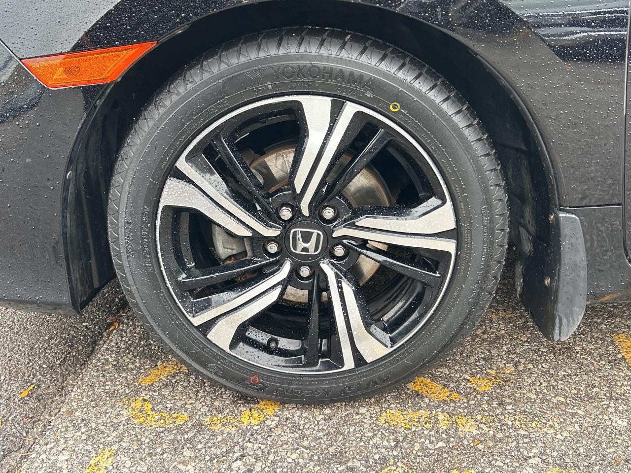 2018 Honda Civic Sedan TOURING,NAVI,SUNROOF, ADAPTIVE CRUISE , CARPLAY Photo