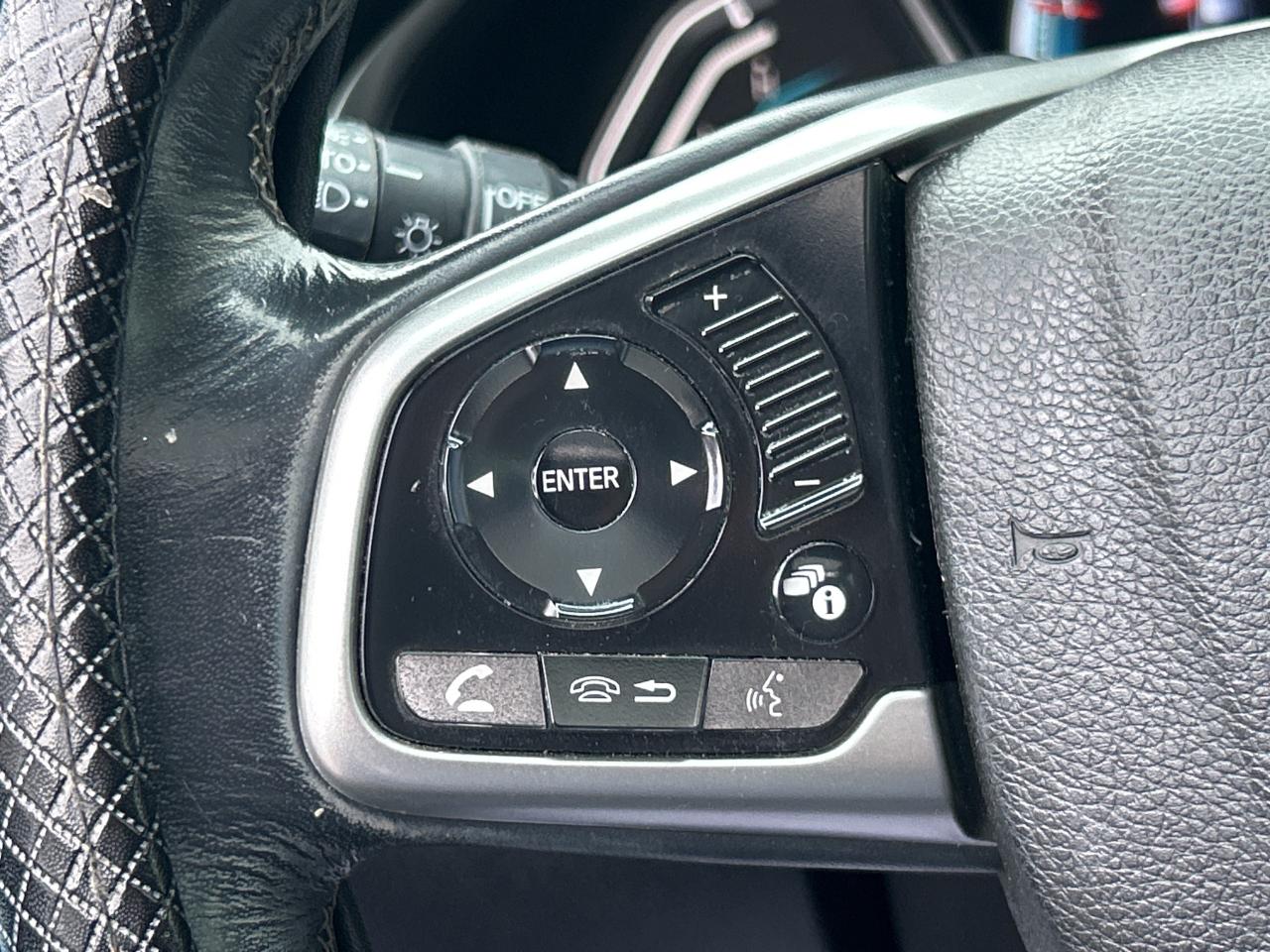 2018 Honda Civic Sedan TOURING,NAVI,SUNROOF, ADAPTIVE CRUISE , CARPLAY Photo