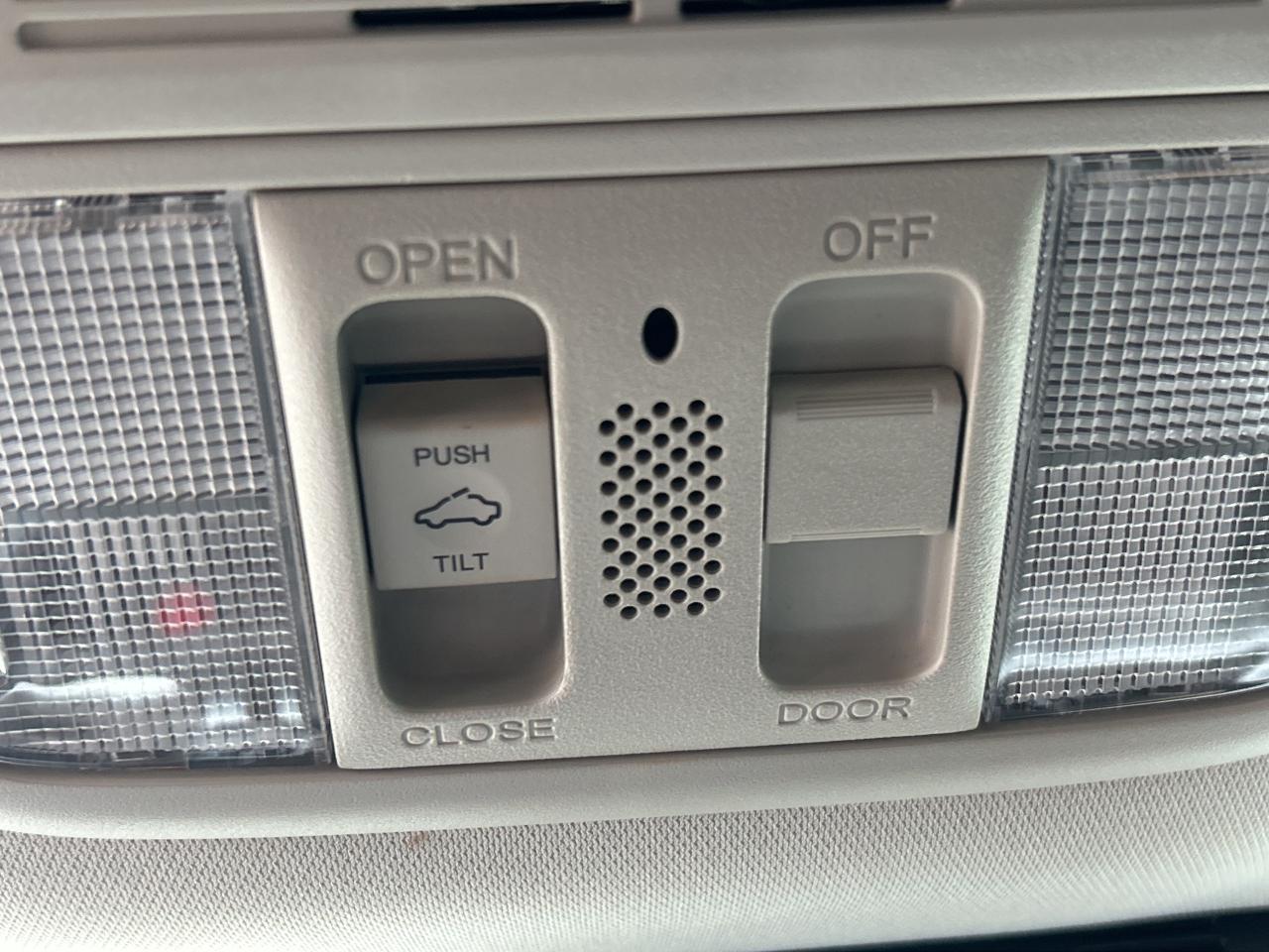 2018 Honda Civic Sedan TOURING,NAVI,SUNROOF, ADAPTIVE CRUISE , CARPLAY Photo