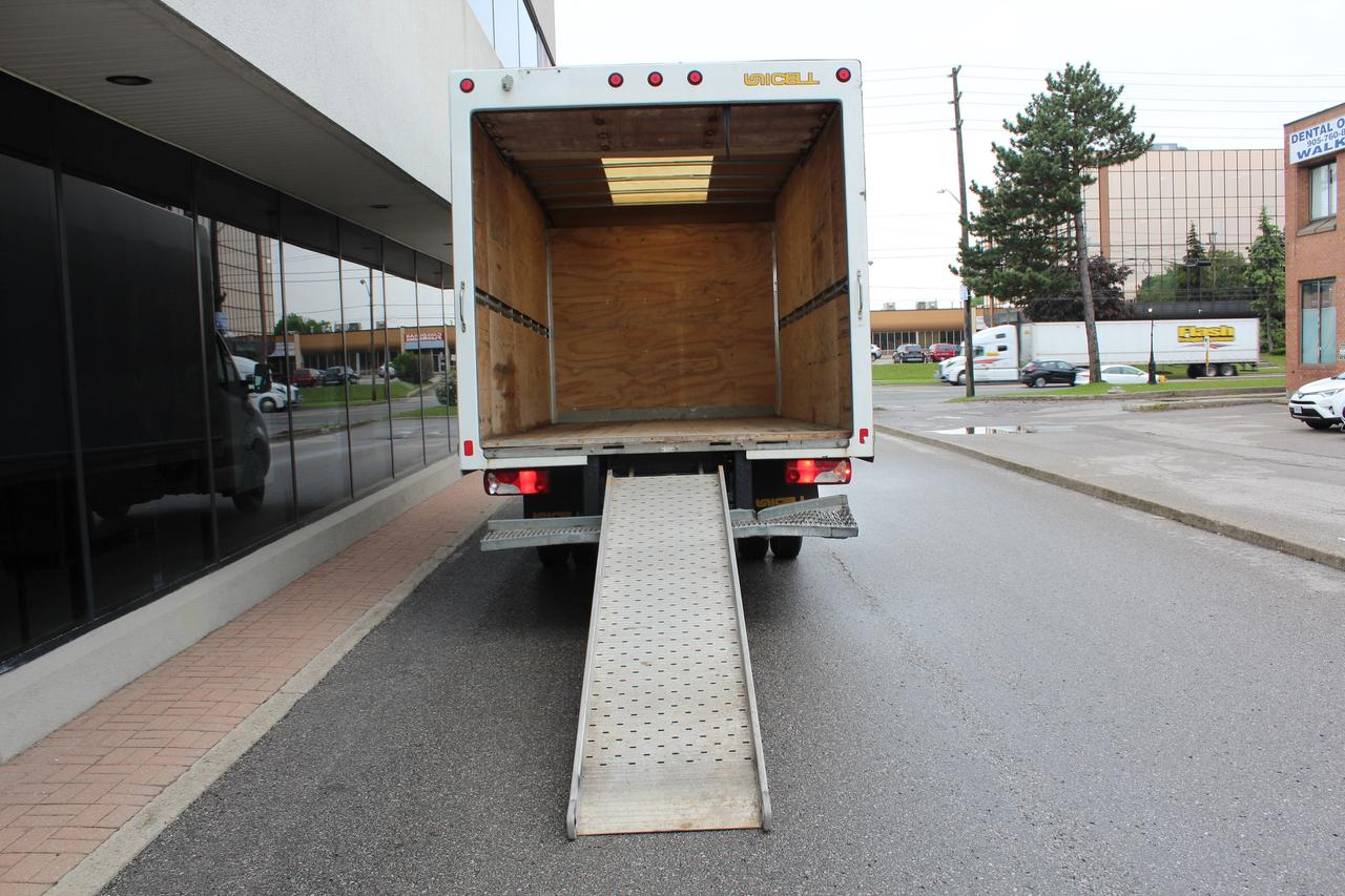 2019 Mercedes-Benz Sprinter 3500 3500 - "16 FT CUBEBOX" - "3.0L DIESEL" Photo