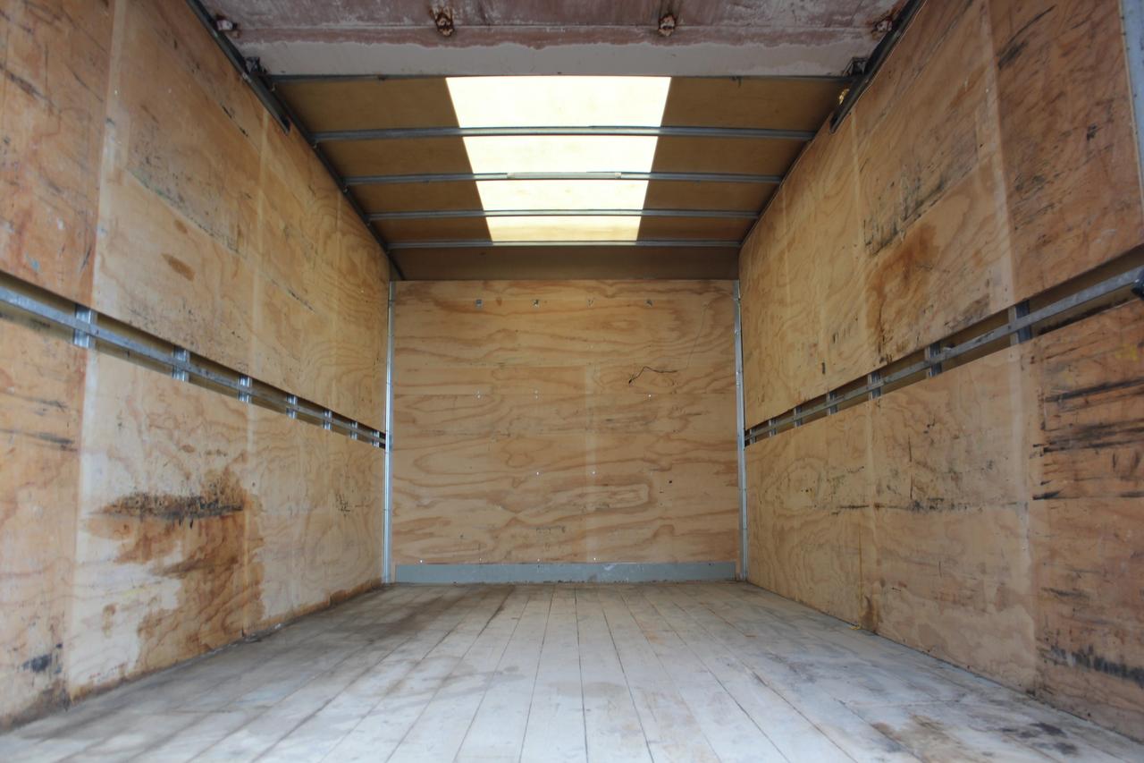 2019 Mercedes-Benz Sprinter 3500 3500 - "16 FT CUBEBOX" - "3.0L DIESEL" Photo