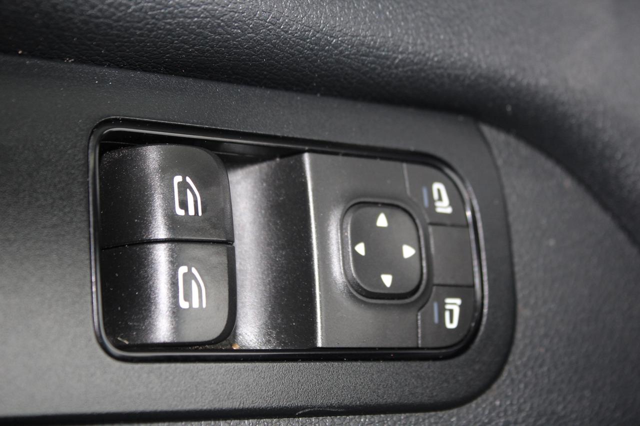 2019 Mercedes-Benz Sprinter 3500 3500 - "16 FT CUBEBOX" - "3.0L DIESEL" Photo