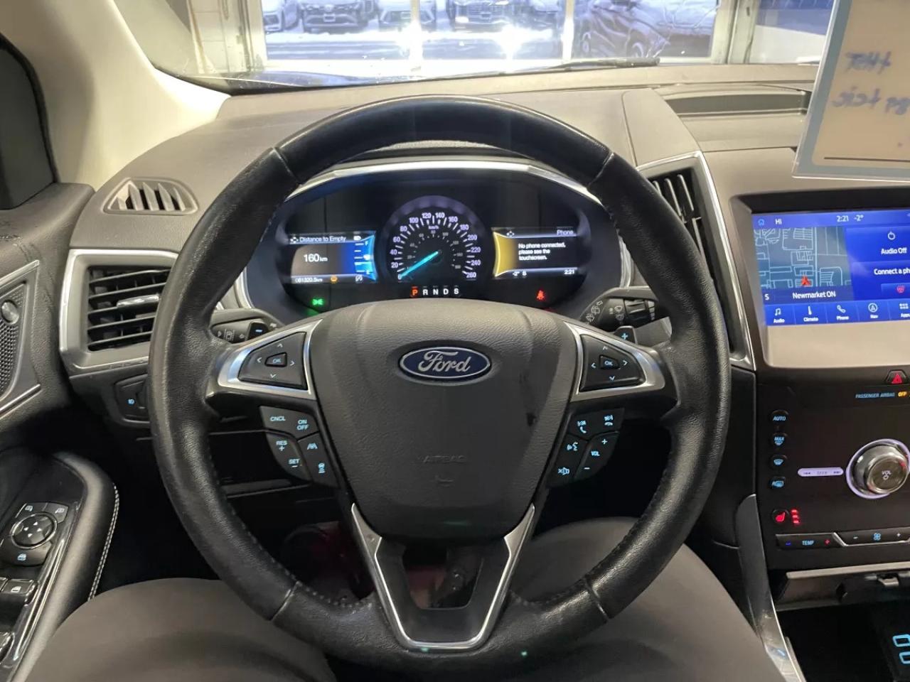2020 Ford Edge Titanium Photo