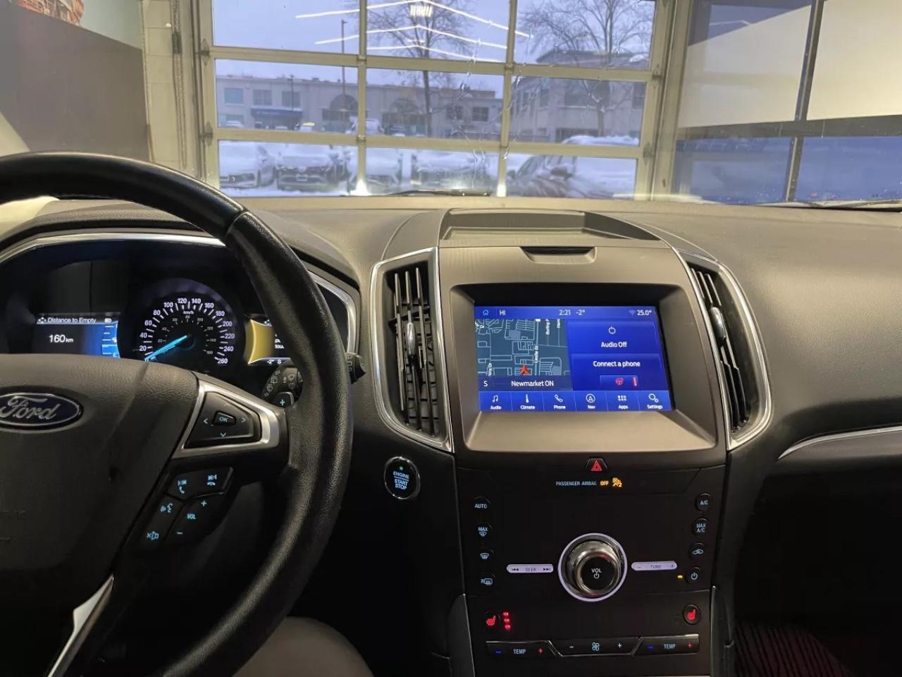 2020 Ford Edge Titanium Photo