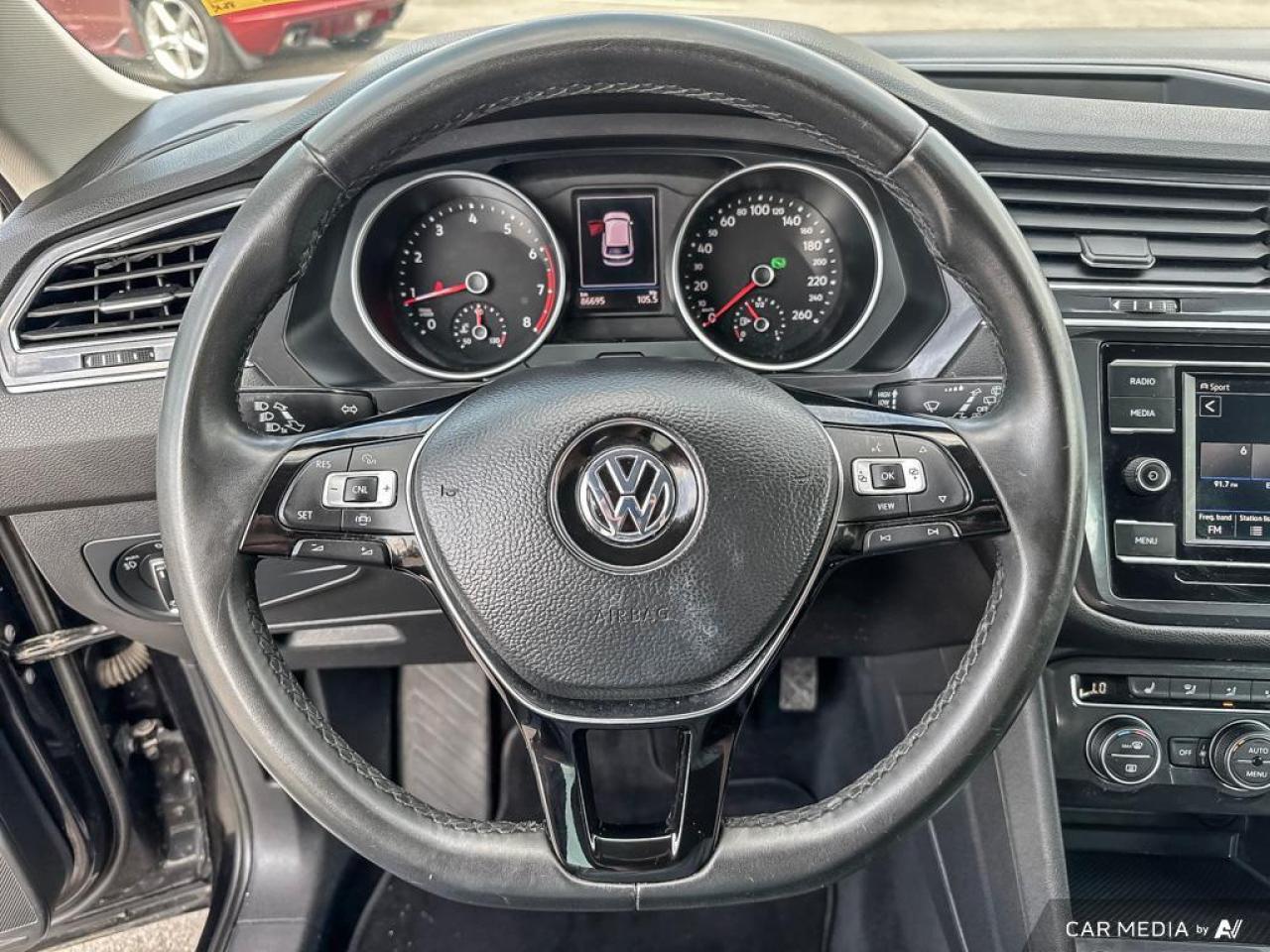 2020 Volkswagen Tiguan Comfortline BACKUP CAM   BLUETOOTH   HTD SEATS   K Photo