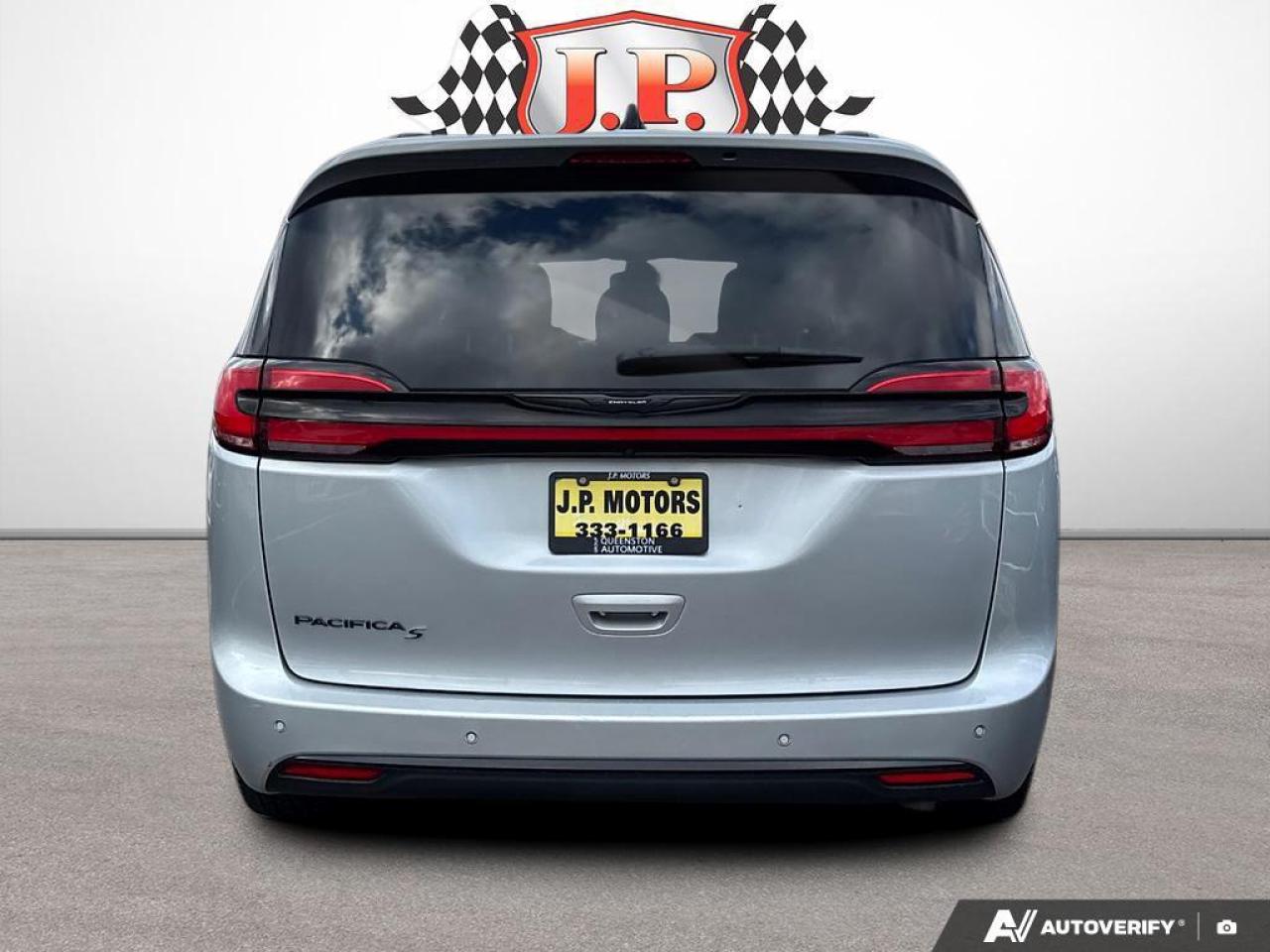 2023 Chrysler Pacifica Touring-L BACKUP CAM   BLUETOOTH   HTD SEATS   KEY Photo4