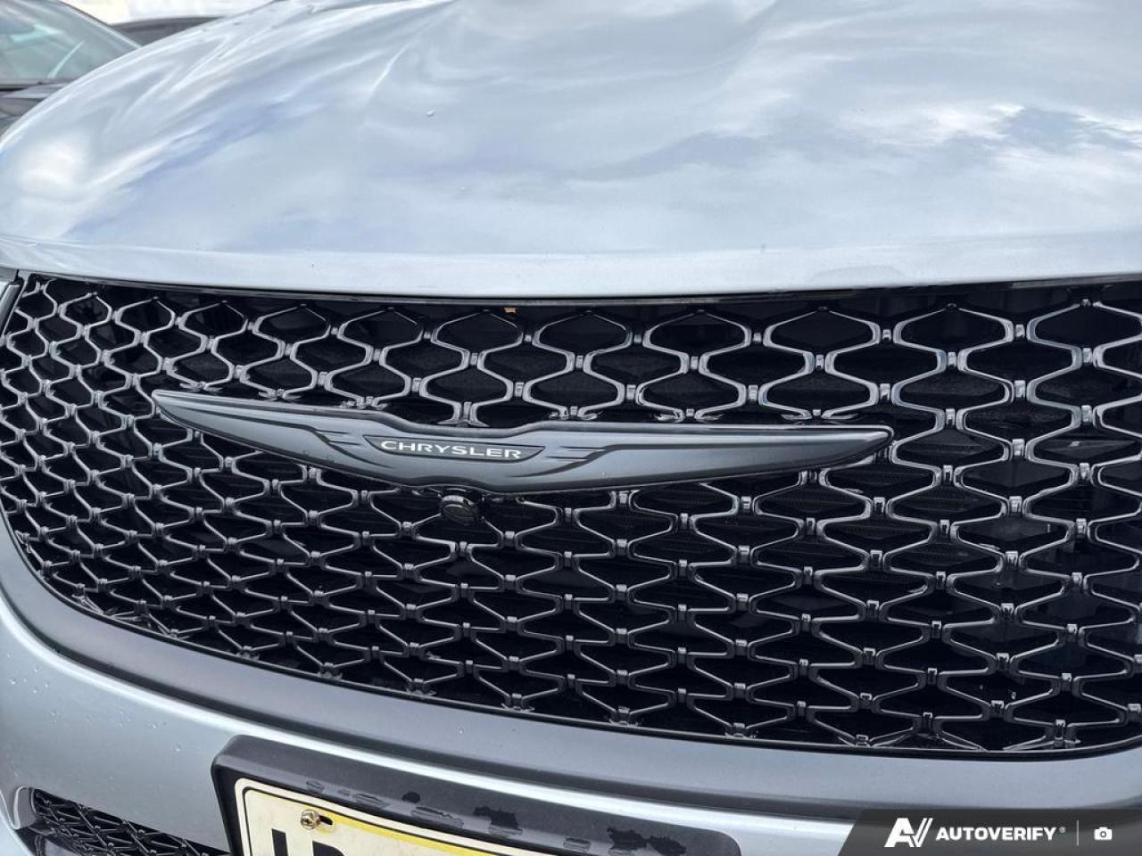 2023 Chrysler Pacifica Touring-L BACKUP CAM   BLUETOOTH   HTD SEATS   KEY Photo