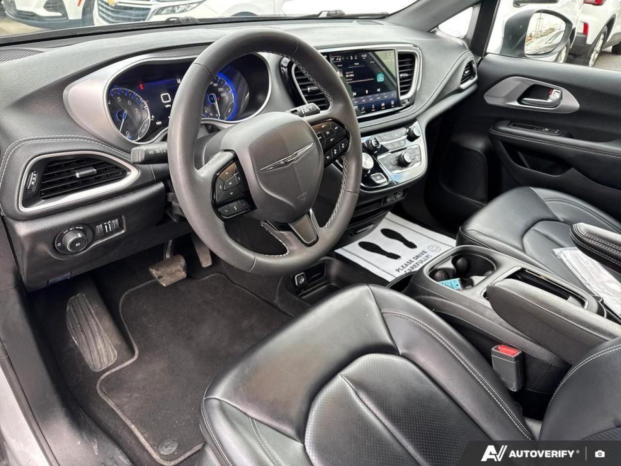 2023 Chrysler Pacifica Touring-L BACKUP CAM   BLUETOOTH   HTD SEATS   KEY Photo