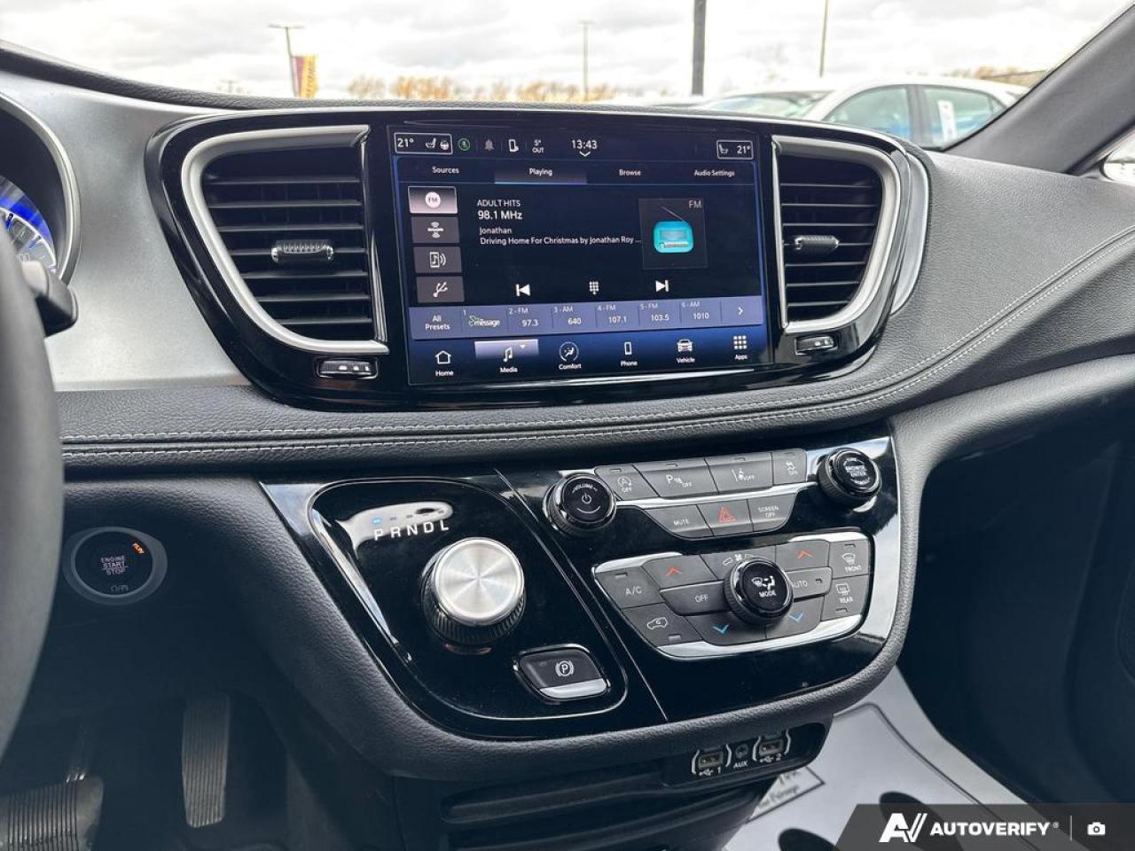 2023 Chrysler Pacifica Touring-L BACKUP CAM   BLUETOOTH   HTD SEATS   KEY Photo