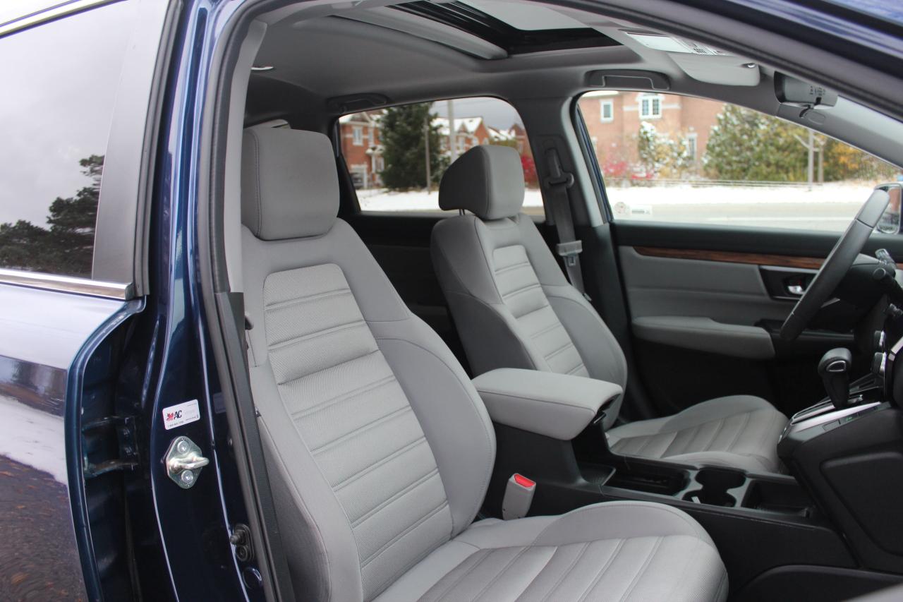 2017 Honda CR-V AWD 5dr EX, No Accidents, One Owner Photo