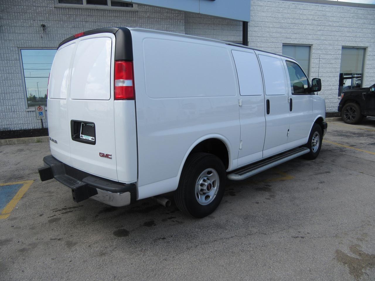 2023 GMC Savana 2500 GAS CARGO VAN WITH EXTENDED WARRANTY Photo2
