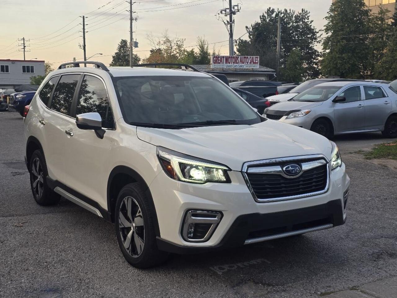 2019 Subaru Forester Premium 4dr All-wheel Drive CVT Photo5