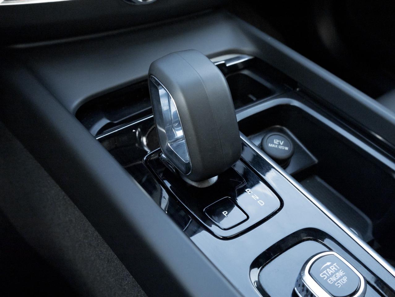 2025 Volvo XC60 B5 AWD Plus Dark Theme  NEARLY NEW  VOLVO CPO Photo